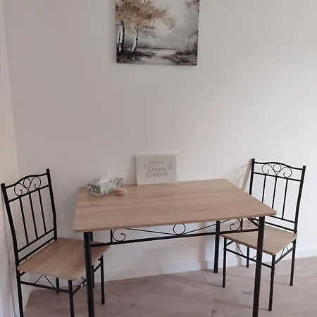 Cocon Confort Apartment *